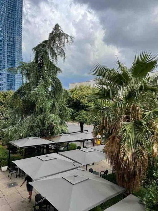 Apartment In Skanderbeg Square - Tirana Center 1 Eksteriør billede