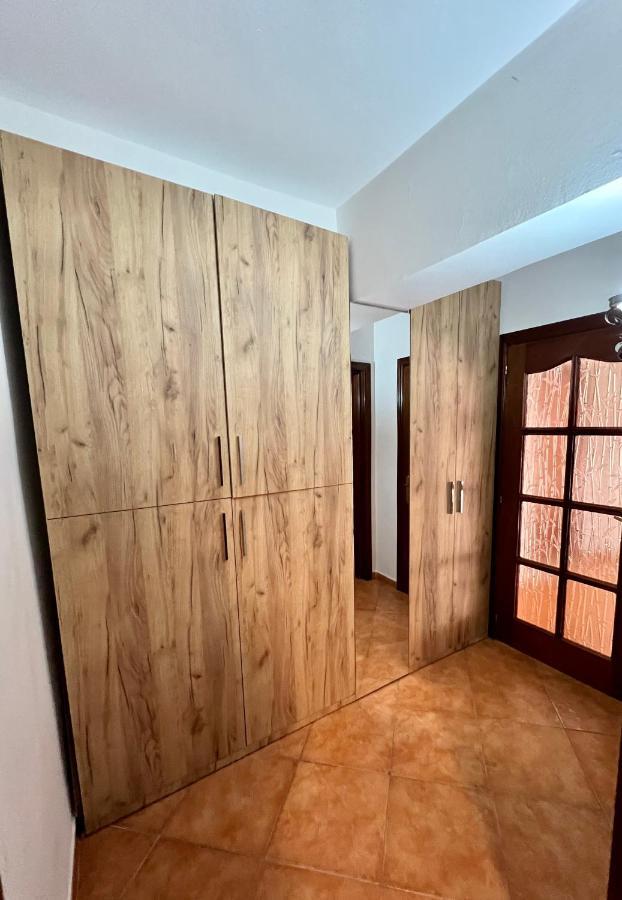 Apartment In Skanderbeg Square - Tirana Center 1 Eksteriør billede