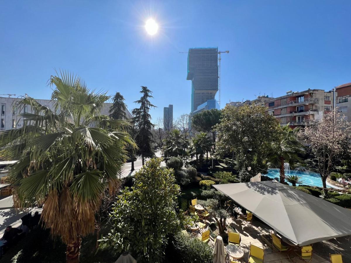 Apartment In Skanderbeg Square - Tirana Center 1 Eksteriør billede